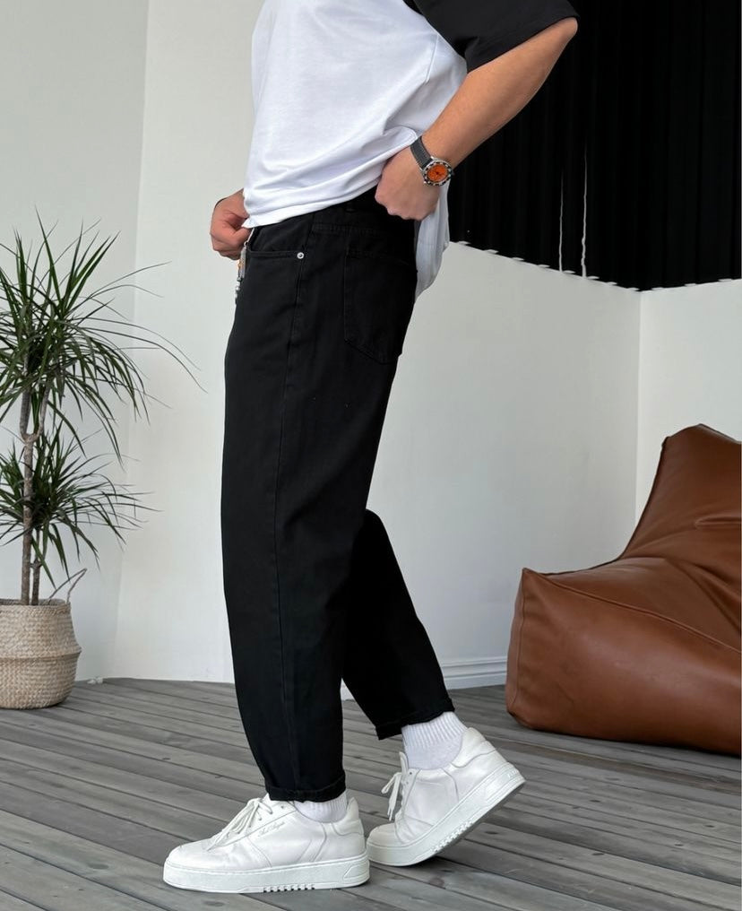 Classic Dark Black Denim Jeans