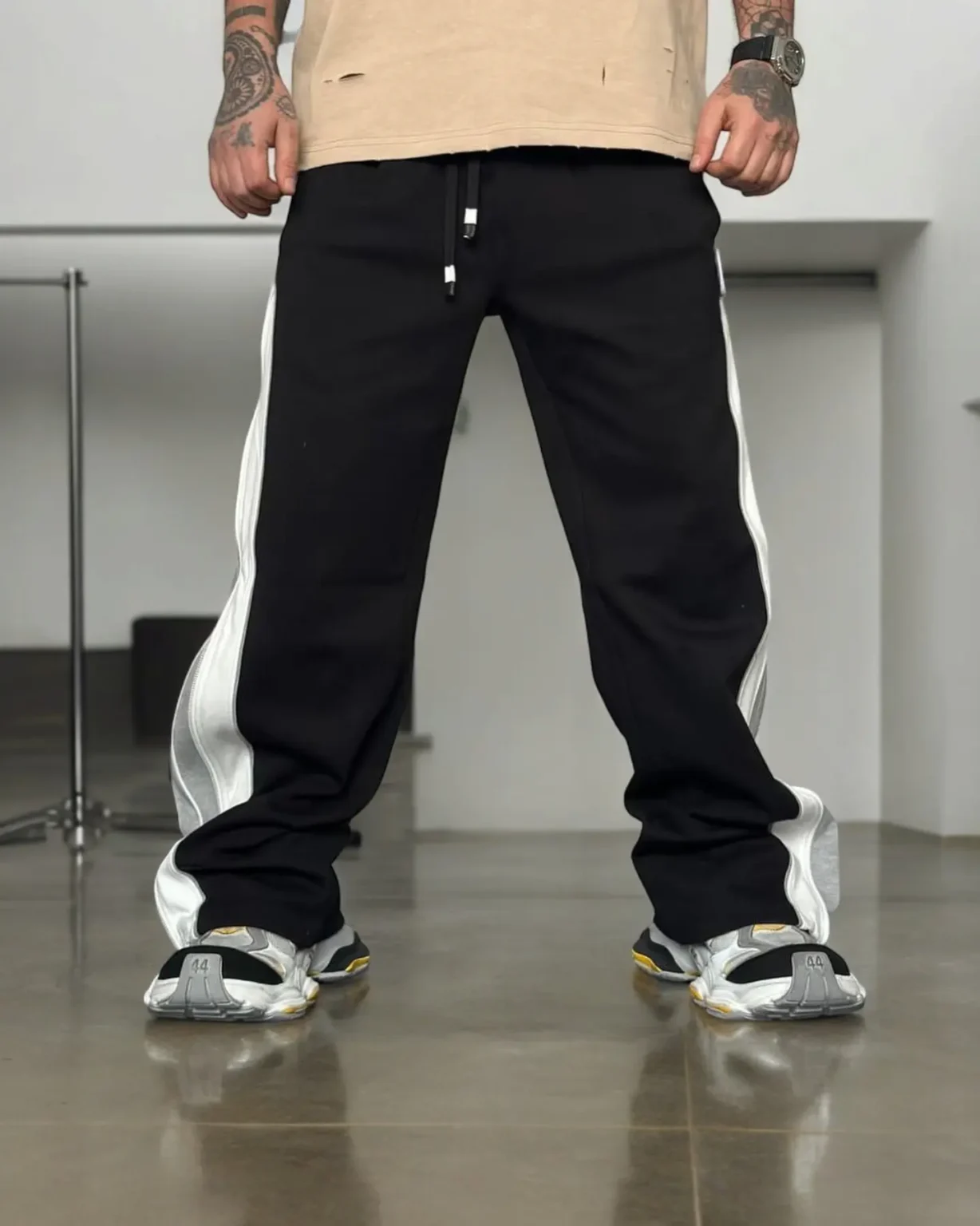 Zipped Sweatpants In Straight Fit